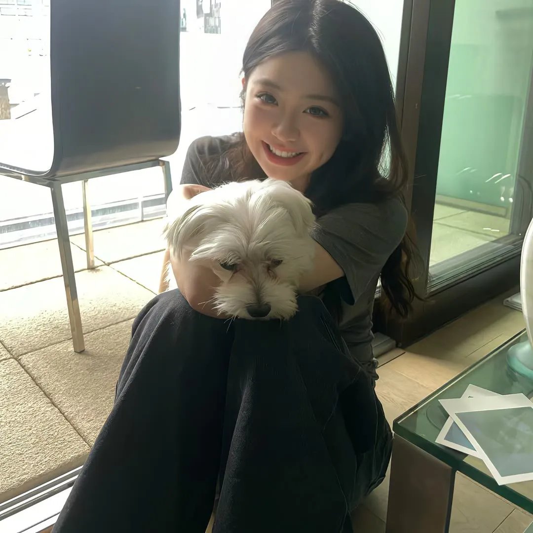 特务谜云